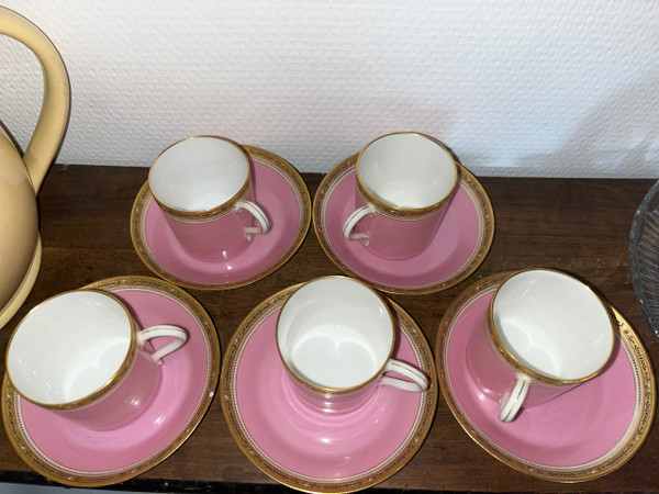 5 tasses à café et leurs sous-tasses en porcelaine de Limoges, Manufacture Haviland, fin XIXème, années 1890