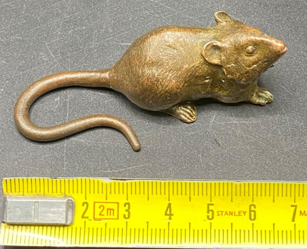 BRONZE MOUSE 