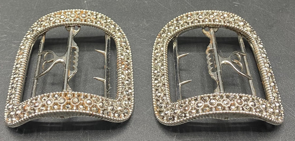 PAIR OF BELT BUCKLE 