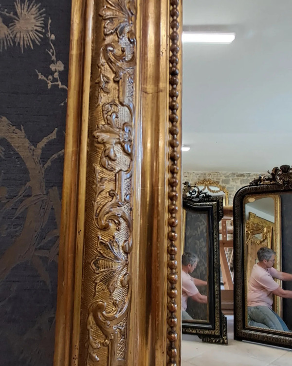 Louis XV-inspired mirror 153 x 98