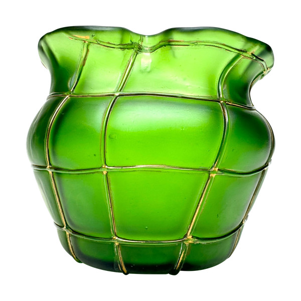 Loetz Ou Kralik - Green vase Crete