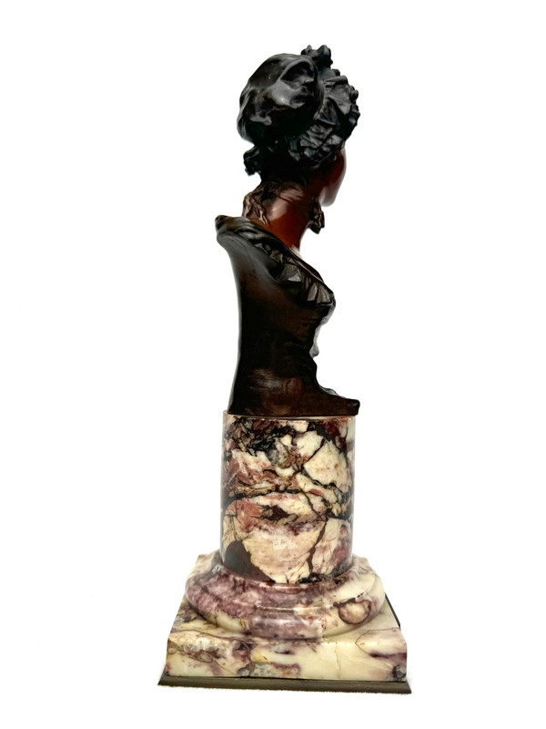 Georges Van der Straeten Busto in bronzo di "Marinette