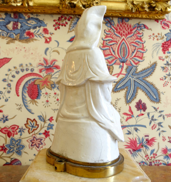 Chinese porcelain Guanyin statue, bronze base - chinoiserie decor / Chinese cabinet