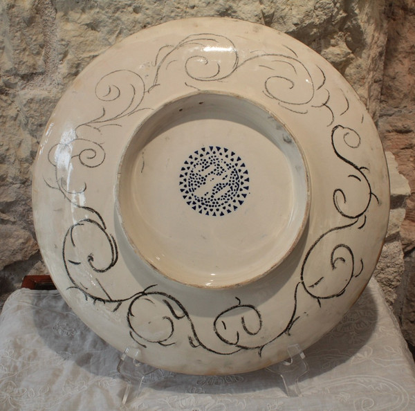 Large presentation dish in Premières earthenware, Jules Lavalle (1860-1880)