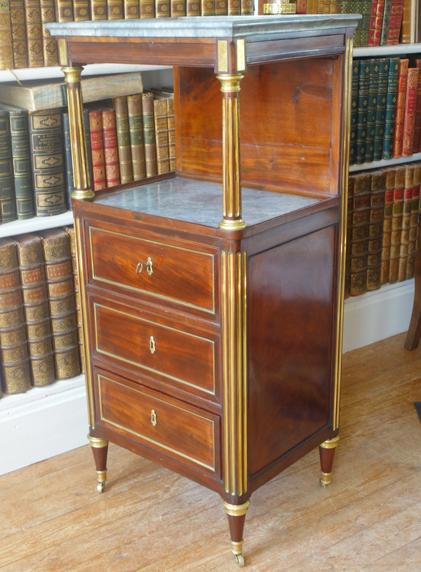 Barbière table de toilette d'époque Louis XVI Directoire en acajou et marbre bleu Turquin