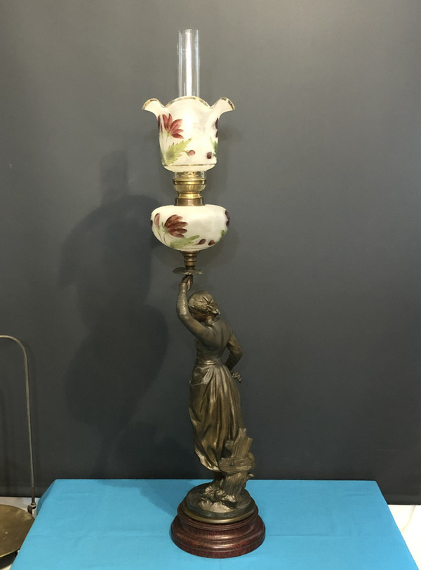 old oil lamp in patinated bronze regule 103 cm Tulip and enamelled glass reservoir.