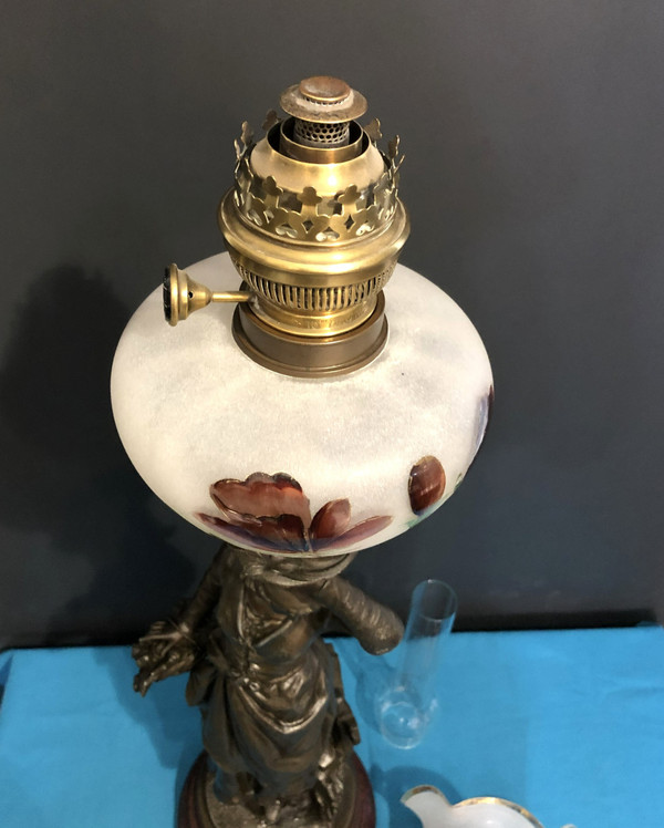 old oil lamp in patinated bronze regule 103 cm Tulip and enamelled glass reservoir.