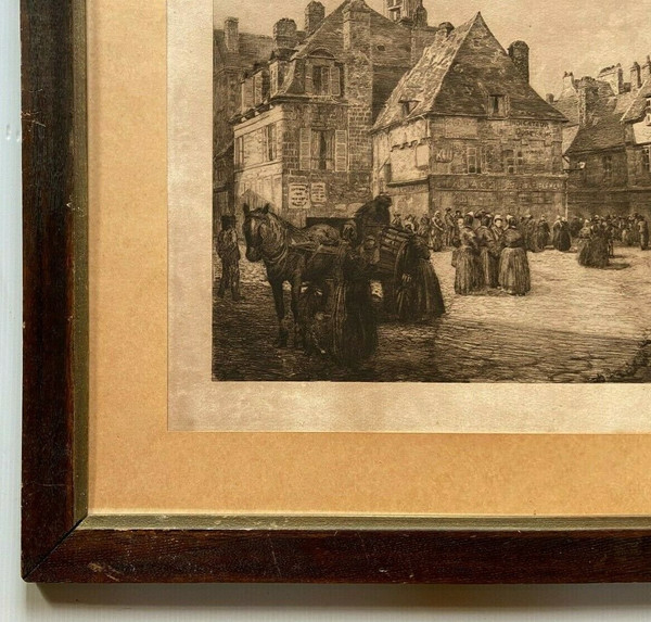 Engraving of a Breton market scene by Georges Maulemouck 1900, natural wood frame