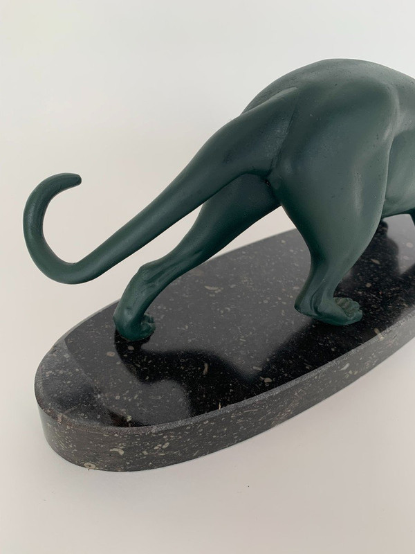 Panther Art Deco 1930 grüne Patina Sockel aus Regula-Marmor