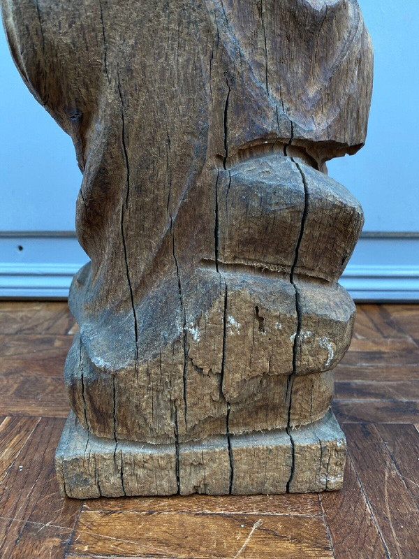 Virgin and Child in carved oak wood, early 20th century, direct cut