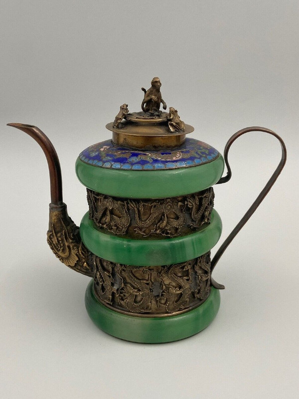 Théière chinoise à décor cloisonné de singe et crapaud XIXe