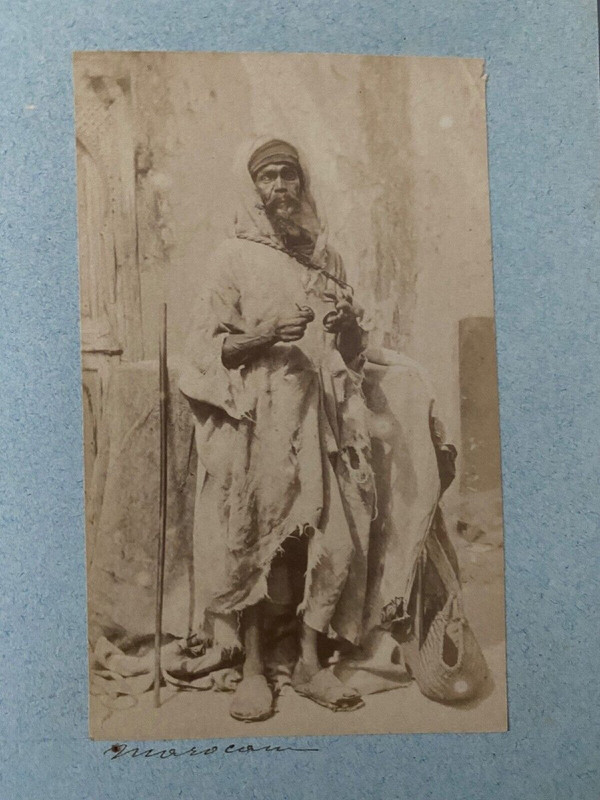 8 photographies anciennes marchand de beignets marocains tunisiens