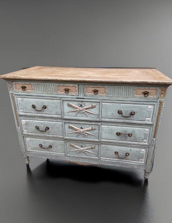 Commode polychrome de style Louis XVI Patinée