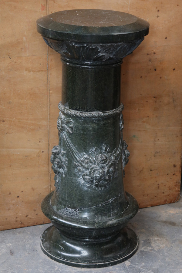 marble saddle column rotating base