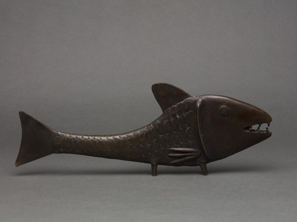 Early 20th century Japanese bronze carp with chocolate patina