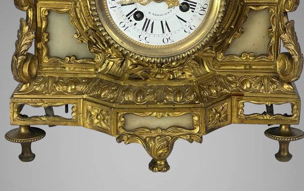 : Orologio In Bronzo Del XIX Secolo In Stile Luigi XVI Decorato Con Angelot E Colombe