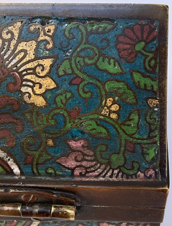 Box Cloisonné China chinesische Signatur zu identifizieren XIX reichen Dekor