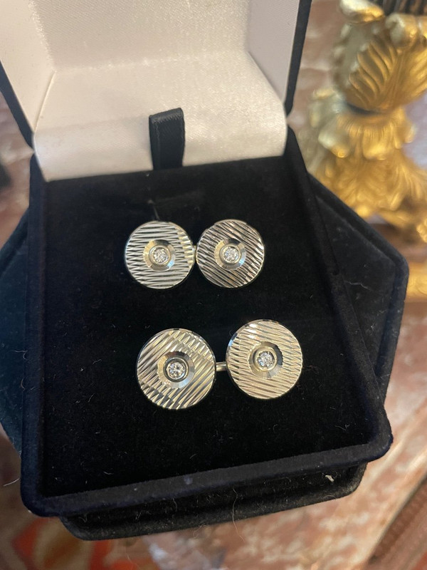 Jewelry, Pair Of 18kt White Gold And Brilliant Cufflinks