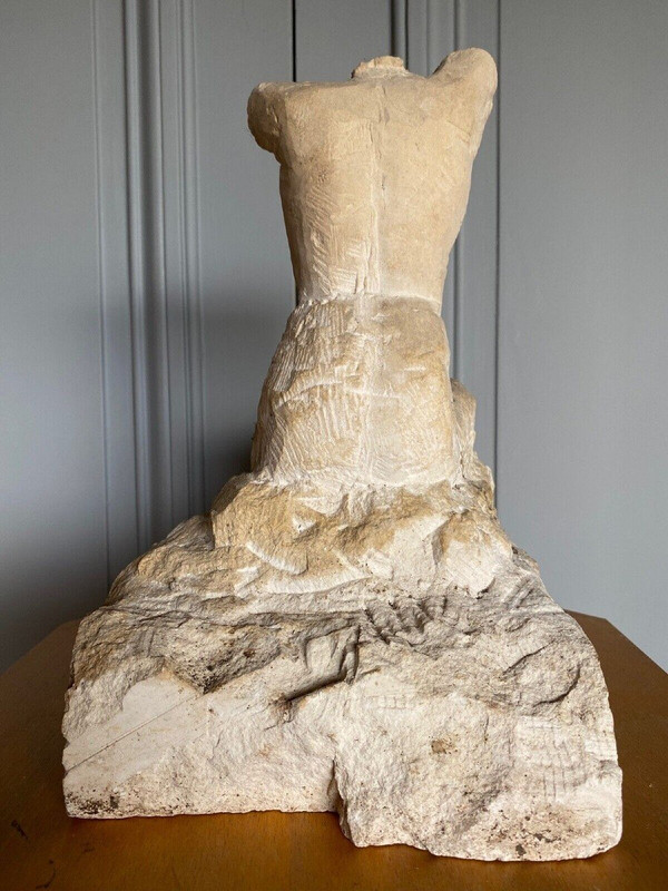 Direct-cut sculpture from the 20th century female nude workshop