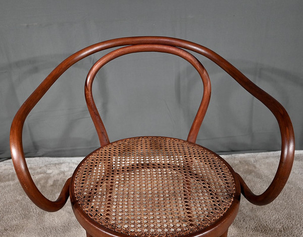 Bentwood Armchair, by Jacob & Josef Kohn – 1900