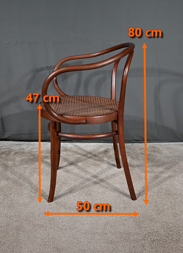 Bentwood Armchair, by Jacob & Josef Kohn – 1900