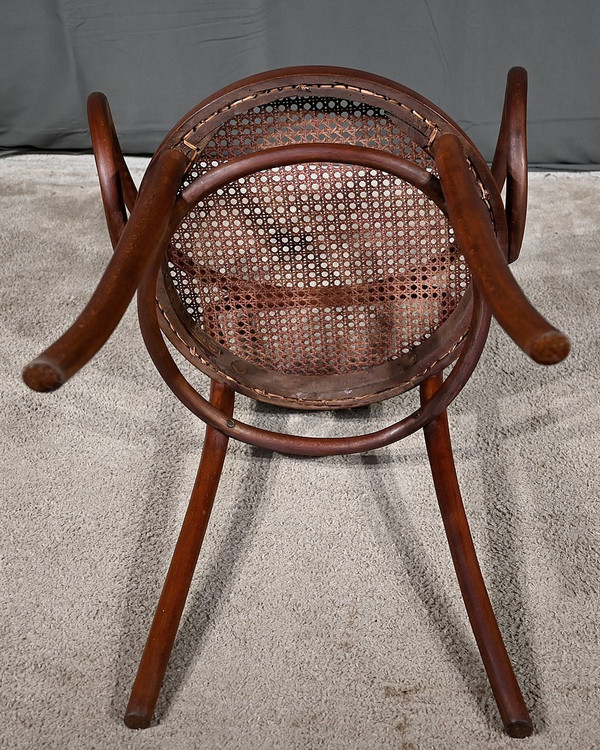 Bentwood Armchair, by Jacob & Josef Kohn – 1900