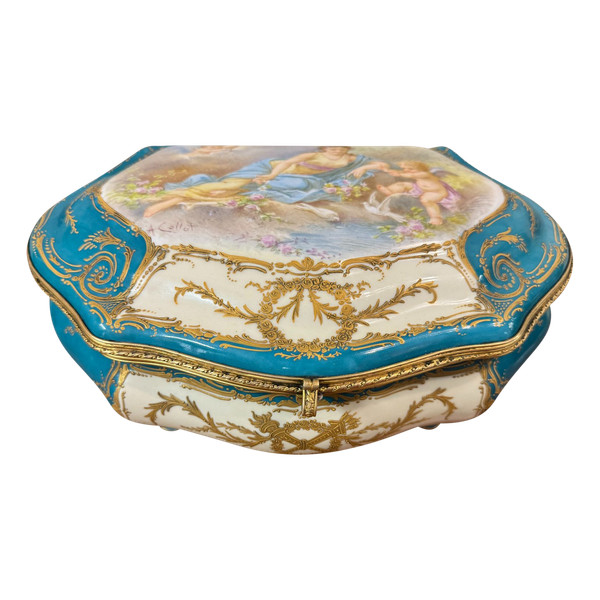 COFFRET EN PORCELAINE SEVRES Château des Tuileries avec tableau signé par A. COLLOT