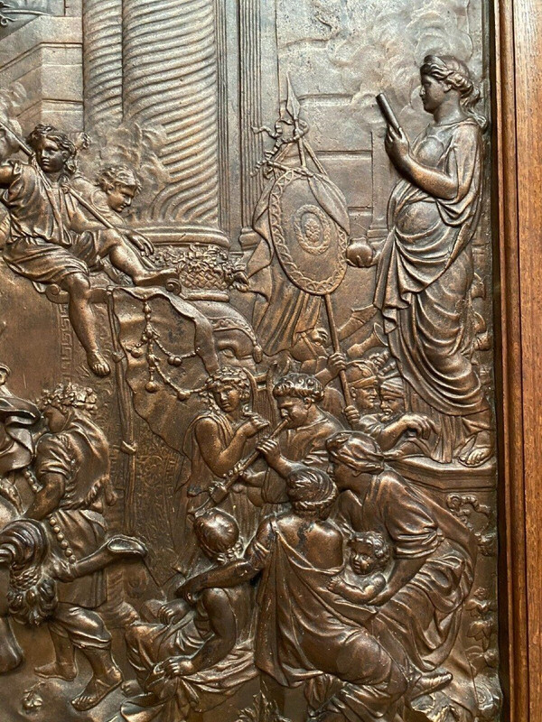 Plaster bas-relief, Antique scene, 20th-century natural wood frame