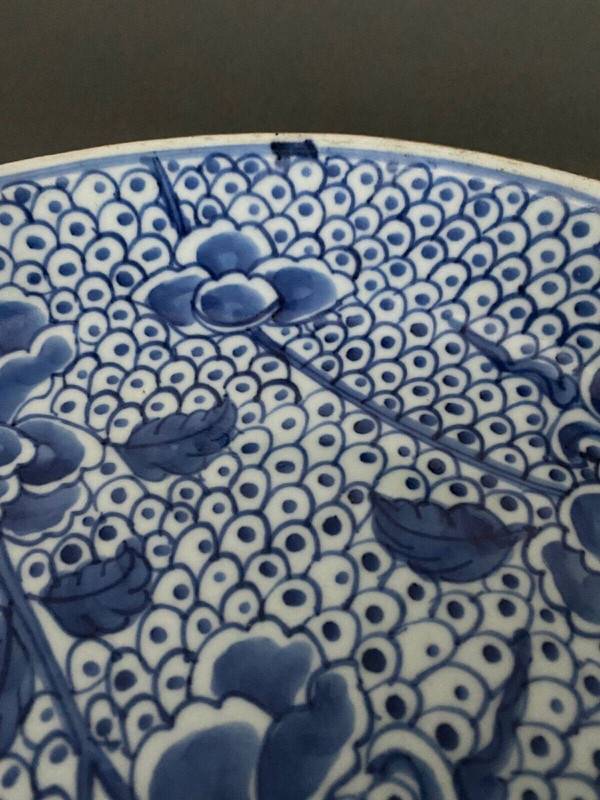 Soup plate China 18th century, blue and white floral design