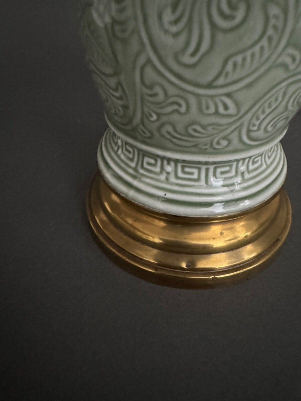 Napoleon III lamp in green celadon on a brass base