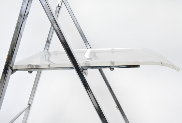 Suite of 5 folding chairs from the 1970s in chromed metal and Plexiglas