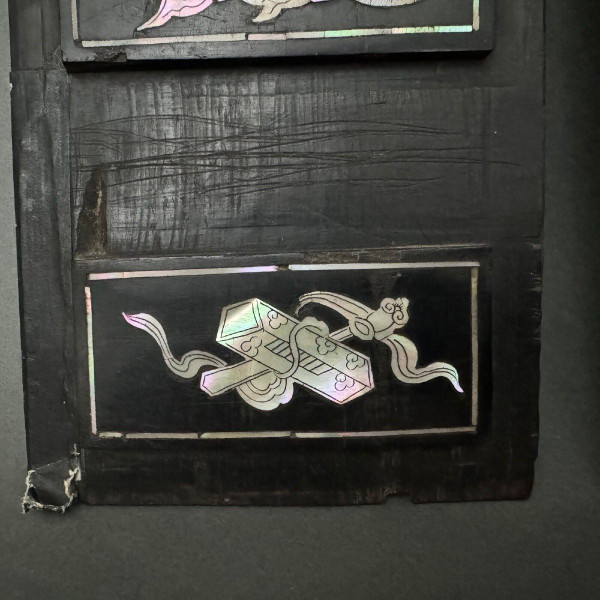 Pair of China panels in blackened wood inlaid with mother-of-pearl