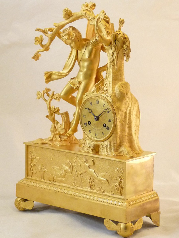 Restoration-period clock in gilt bronze