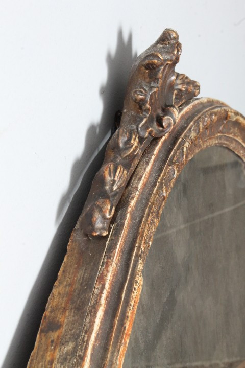 Antique large Venetian shell mirror Louis XVI late 18th century gilded .  Meas 114 x 98