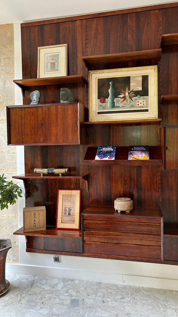 Scandinavian modular wall shelf in rosewood, Poul Cadovius, 60s