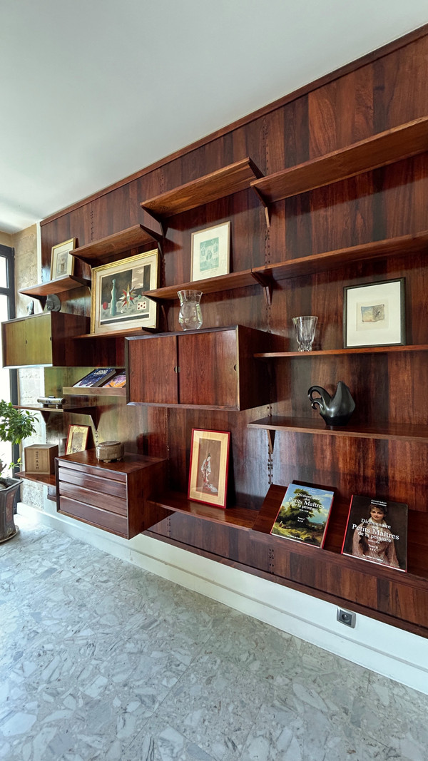 Scandinavian modular wall shelf in rosewood, Poul Cadovius, 60s