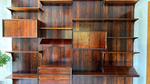 Scandinavian modular wall shelf in rosewood, Poul Cadovius, 60s