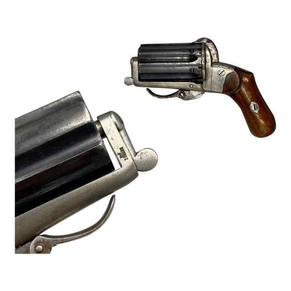 Revolver DEPREZ pepperbox, a spillo. Belgio, Liegi, 1865/1870 circa.