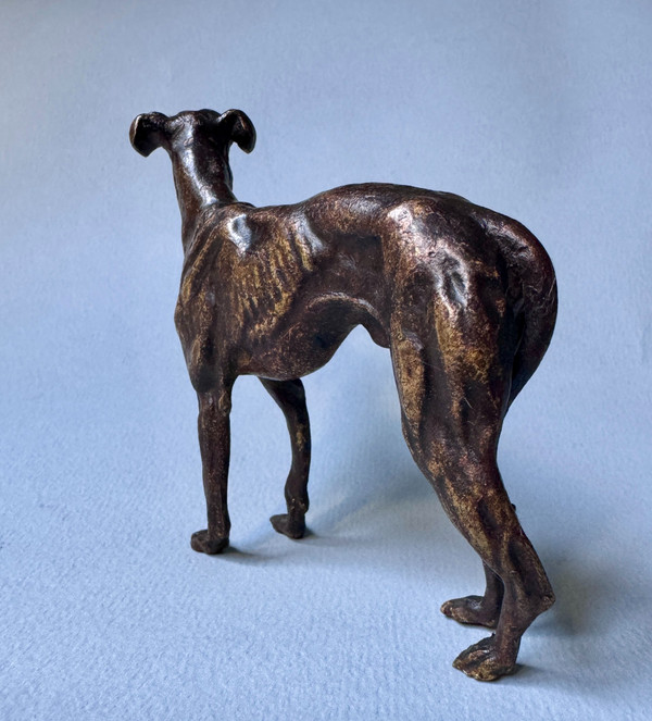 Lévrier Greyhound en bronze de Vienne, sculpture chien