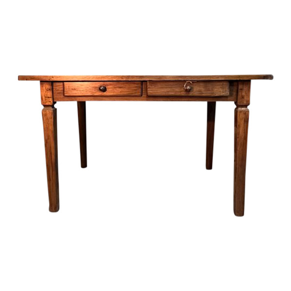 Table en noyer 1800