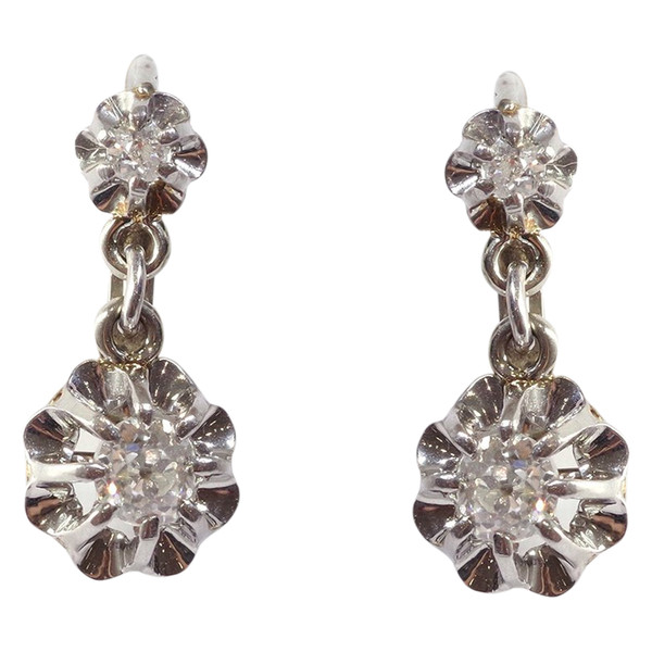 Art Deco drop diamond earrings in platinum and 18k gold, art deco jewelry, diamond earrings