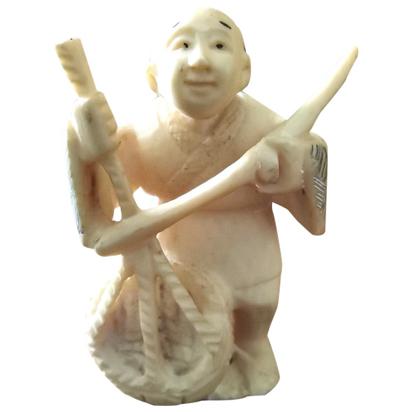 Statuette aus Japan Netsuke aus Elfenbein signiert (N°8)