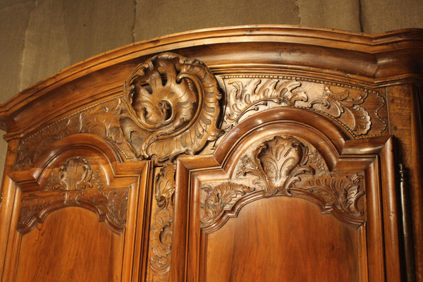 Armoire lyonnaise 18e siècle