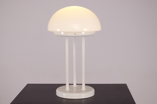 Tripod mushroom lamp, 1970's.