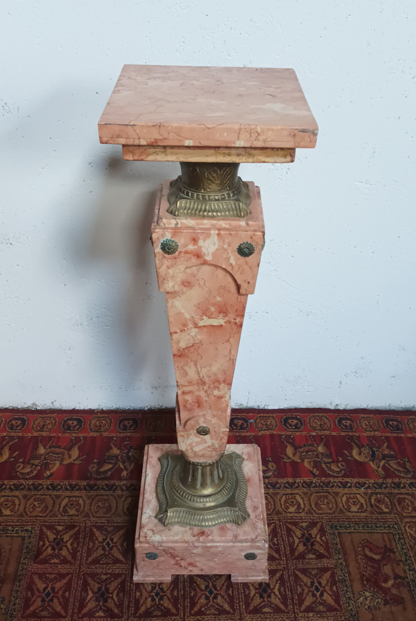 High column in pink marble and bronze, Louis XVI style