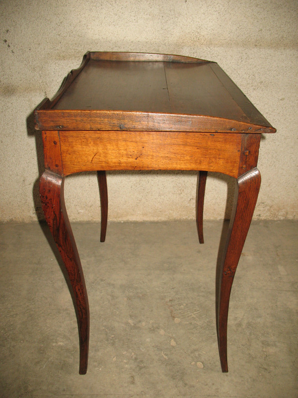 18th century Louis XV small fruitwood bureau table with 1 drawer