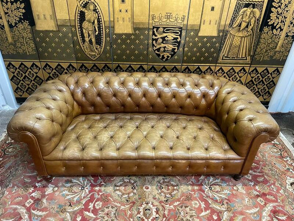 Chesterfield-Ledersofa