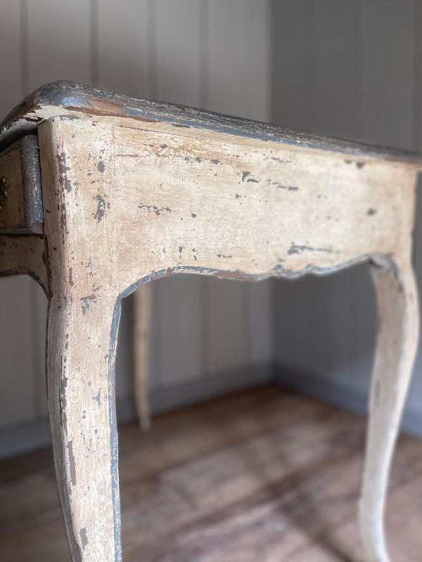 Louis XV 2-drawer writing table (pair), late 19th century patina