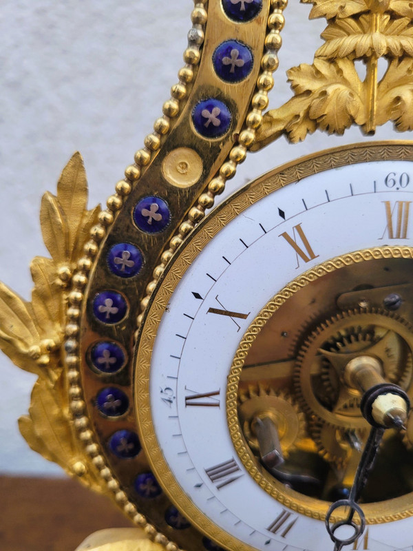 Gilt and enamelled bronze clock, 18th century period