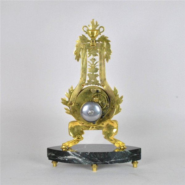 Gilt and enamelled bronze clock, 18th century period